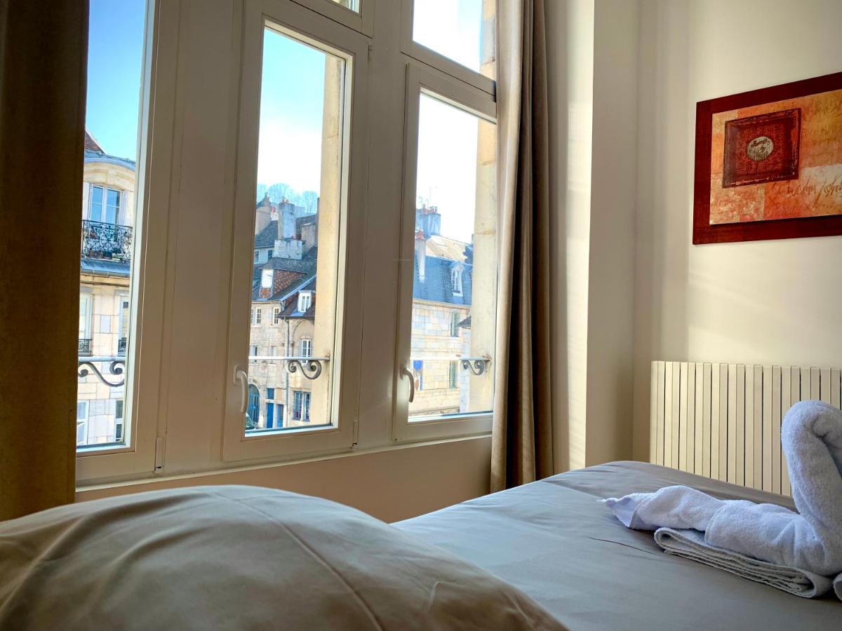 Les Fabuleux Appartements Du Coeur De Ville - Place Victor Hugo Besancon Ngoại thất bức ảnh