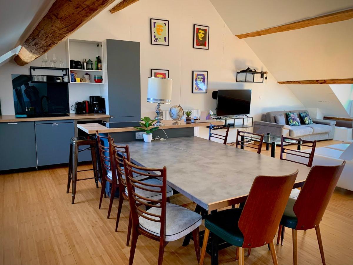 Les Fabuleux Appartements Du Coeur De Ville - Place Victor Hugo Besancon Ngoại thất bức ảnh